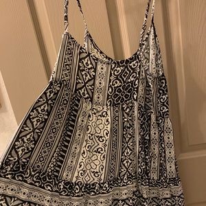 Black & white patterned dress